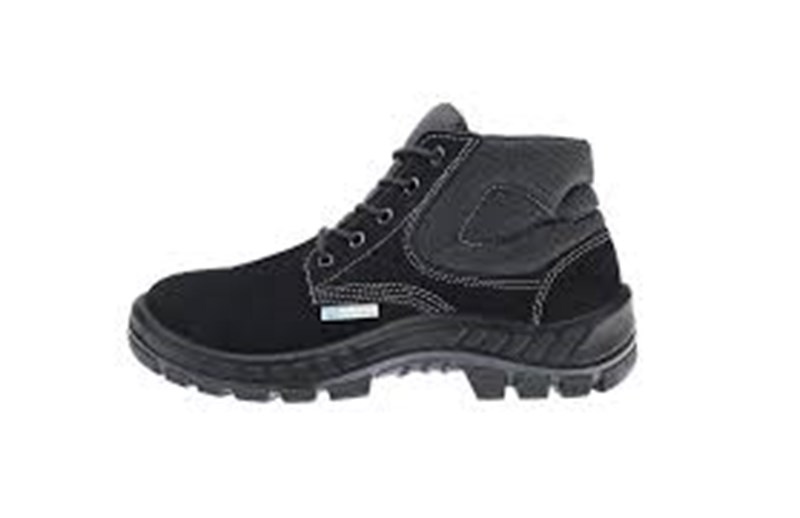BOTINA NOBUCK AMARRAR PRETA 50B26 BICO PVC CA 45.611 - MARLUVAS