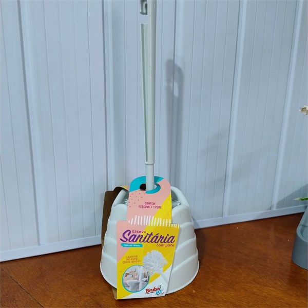 Escova Sanitária c/ Estojo