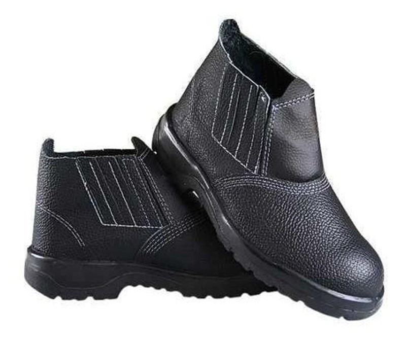 Botina Couro Preto 41 CA17015