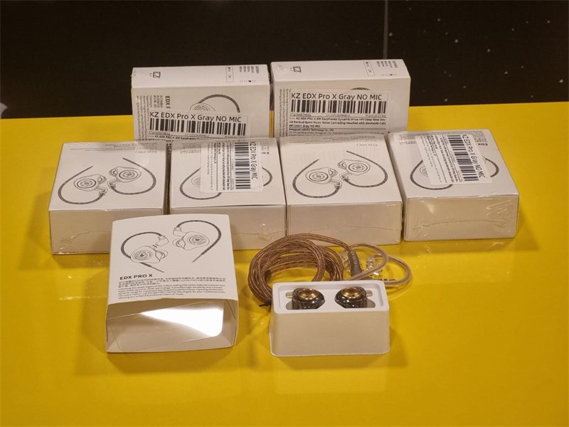 FONE DE OUVIDO KZ EDX PRO X COM FIO COM CANCELAMENTO DE RUIDO