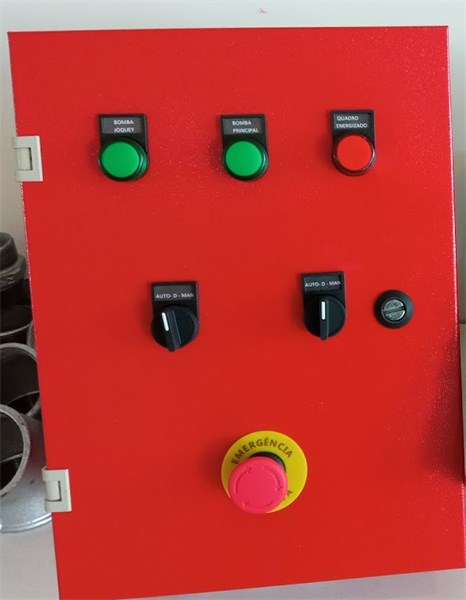 Quadro de comando para duas bombas ate 10,00 cv joquey e principal automático (com disjuntor  40 a partida direta