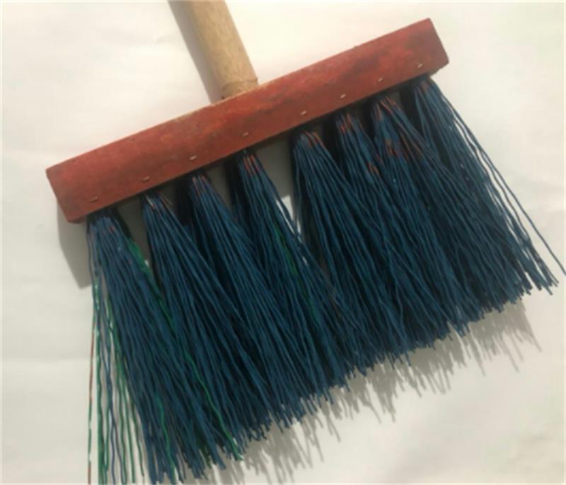 VASSOURA GARI NYLON 16 FUROS 25CM