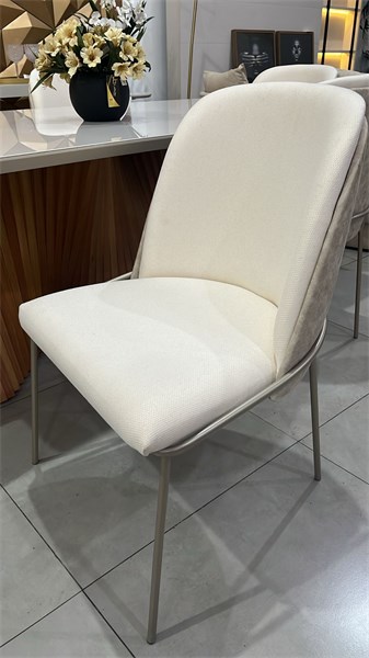 CADEIRA VALENTINA CHAMPAGNE TEC LINHO OFFWHITE/1302-FRENTE COURO BEGE