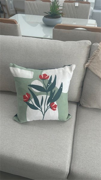 ALMOFADA ARTESANAL FLOR LINHO 50X50
