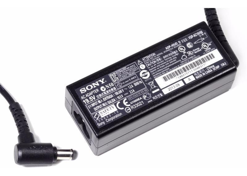 Fonte Carregador Sony Vaio 19.5V 2.3A 45W - 6.5x4.4mm - Logo Sony