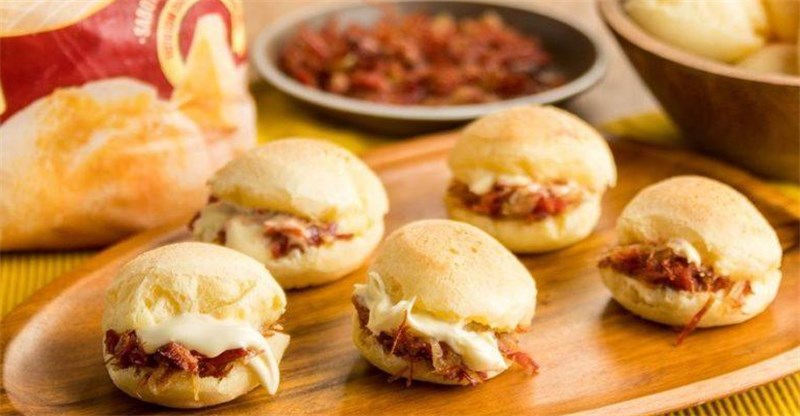 PAO DE QUEIJO CARNE SECA/REQUEIJÃO