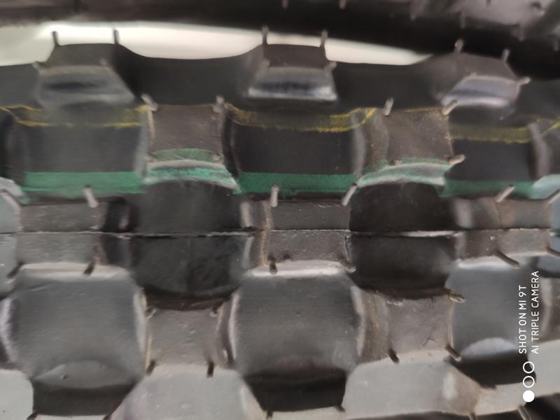 PNEU 300-21 TORN LANDER XRE DIANT CROSS REMOLD