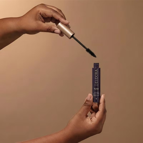 EUDORA MAKE TURBO MASCARA DE CILIOS VOLUMACO 10G