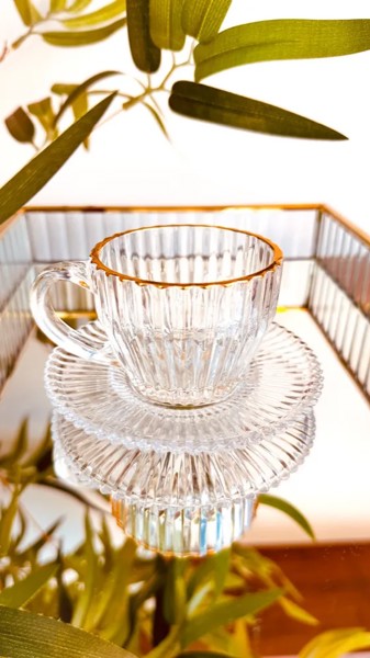CJ 4 XICARAS DE CHA DE CRISTAL DE CHUMBO COM FIO DE OURO IMPERIO 220ML R.01887