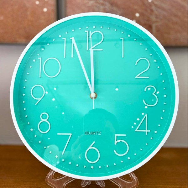 RELOGIO DE PAREDE MODERNO REDONDO 30CM VERDE PLASTICO QUARTZ SILENCIOSO DECORACAO SALA QUARTO COZINHA ESCRITORIO R.02001
