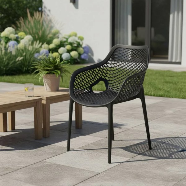 POLTRONA MOSAICO PRETA REFORCADA 150 KG CADEIRA PLASTICA RESISTENTE PARA AREA EXTERNA INTERNA JARDIM E VARANDA DESIGN ERGONOMICO EMPILHAVEL ALTA DURABILIDADE FACIL LIMPEZA R.03091