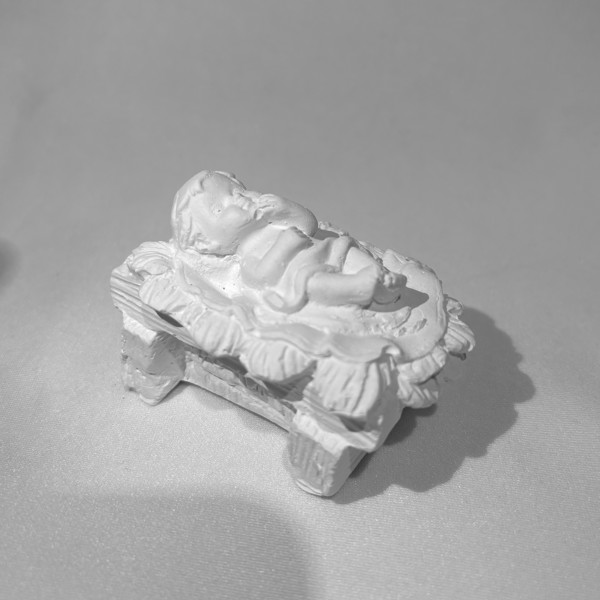Imagem em Gesso - Menino Jesus na Manjedoura - 6cm