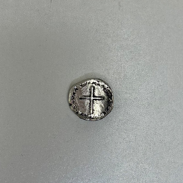 Berloque Duas Cruzes 13mm