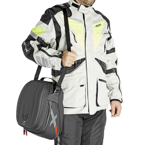 Bolsa Tanque Givi XL05B X-Line 18L Tanklock Preta