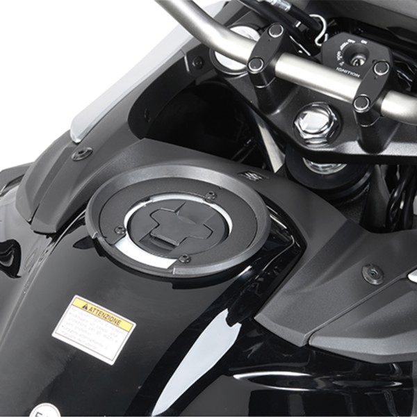 Flange Suzuki Givi BF01 Tanklock para Bolsas de Tanque