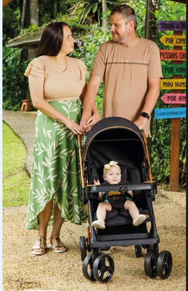 CARRINHO TUTTI BOLT PRETO/DOURADO...7898431501943