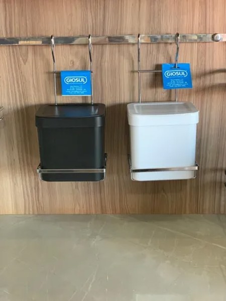 LIXEIRA SUSPENSA PIATINA GIOSUL - PRETA 4332