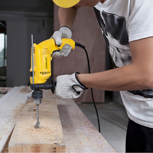 FURADEIRA DE IMPACTO 1/2'' - 13MM COM 600W STANLEY - SDH600B2 220V