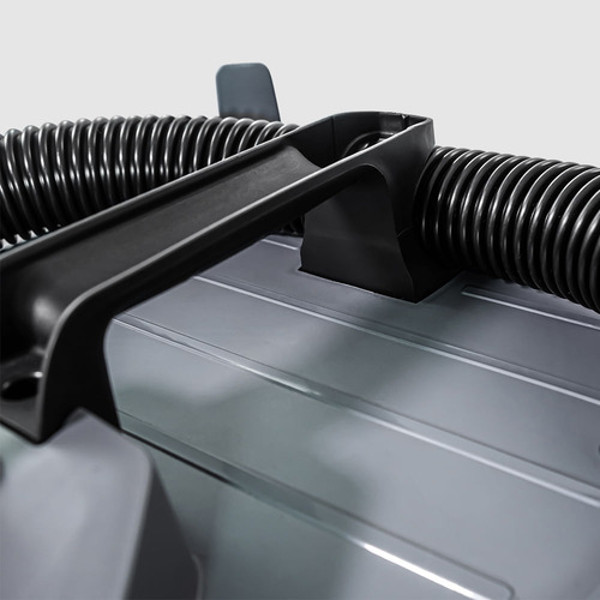 ASPIRADOR DE PO E AGUA ELETRICO COM 1300W KARCHER - NT 585 CINZA 220V