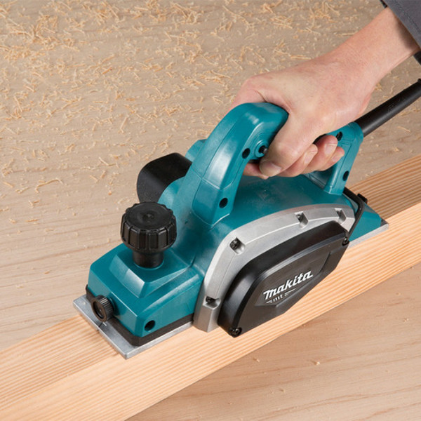 PLAINA ELETRICA 0 - 1.0MM COM 580W MAKITA - M1902B-220V