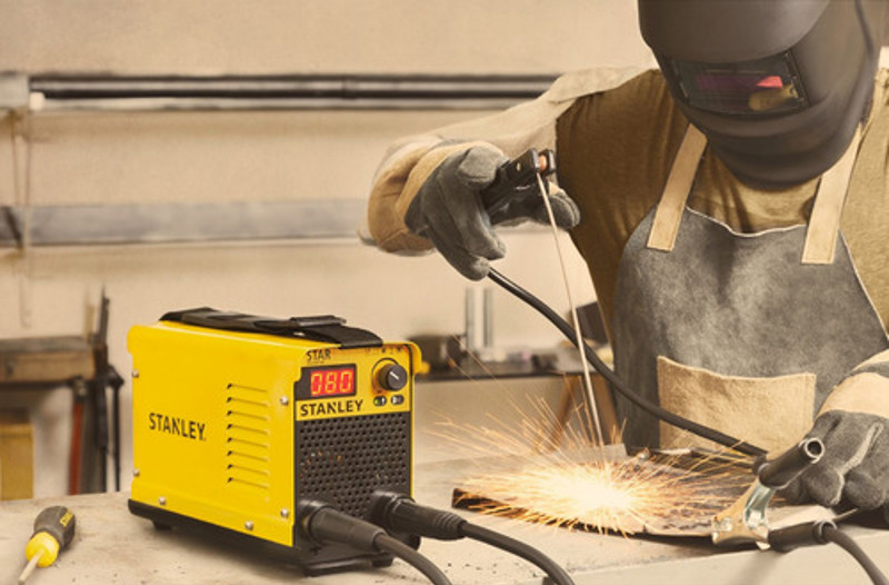 INVERSOR SOLDA 160A MULTIVOLT MMA/TIG STANLEY - 67866-BR