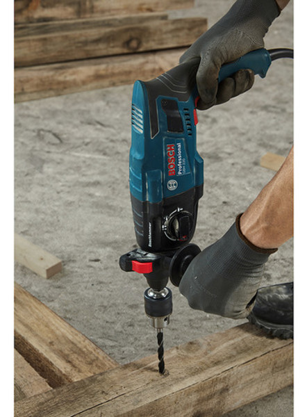 MARTELETE DE IMPACTO COM 720W E MALETA BOSCH - GBH220 - 0611.2A6.0E0 220V