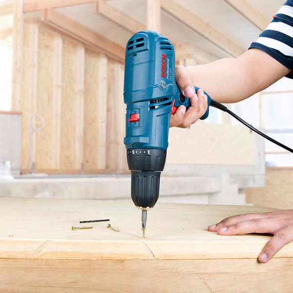 FURADEIRA 3/8'' - 10MM COM 400W - GSR 714E BOSCH - 06014470D0-000 220V