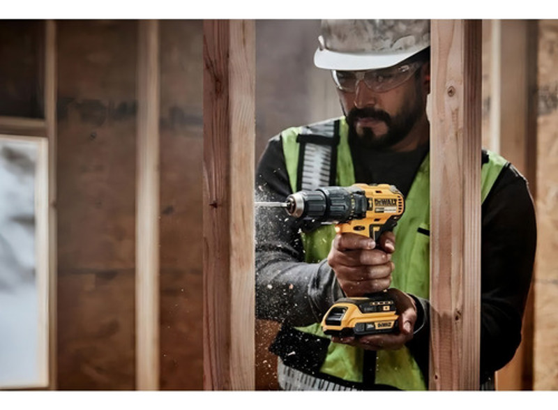 KIT 02 PARAFUSADEIRAS 20V (DCF787 + DCD7781) COM BOLSA DEWALT - DCK276D2-BR