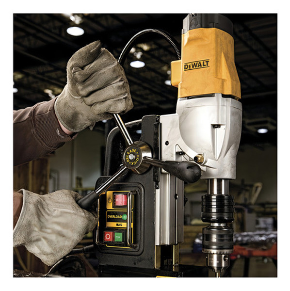 FURADEIRA BANCADA MAGNETICA COM 1200W DEWALT - DWE1622K-B2 220V