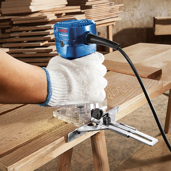 TUPIA LAMINADORA COM 550W BOSCH - GKF550 06016A00E 220V