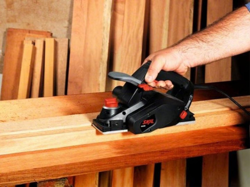 PLAINA ELETRICA 0 - 1.5MM COM 550W SKIL - 1555