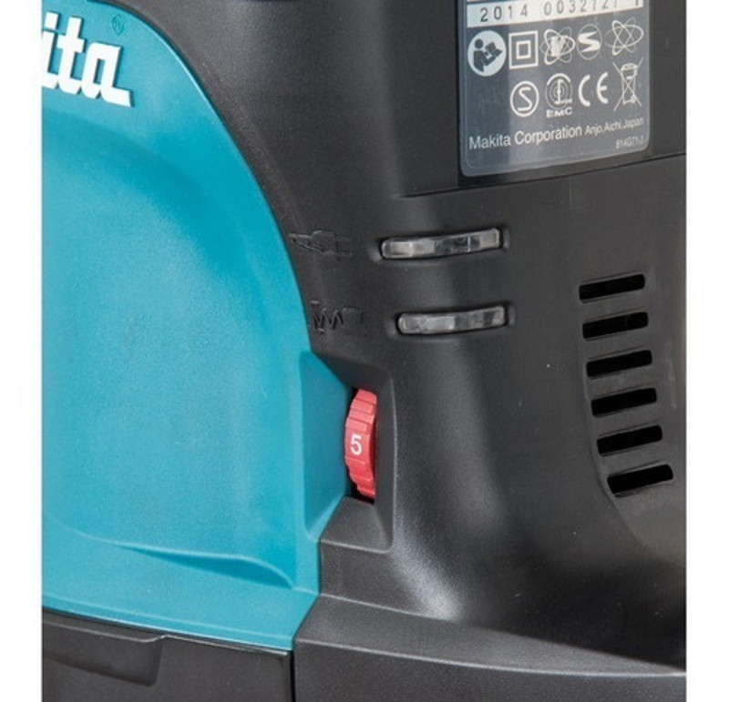 MARTELETE DE IMPACTO ROMPEDOR 11.4J SDS MAX COM 1100W E MALETA MAKITA - HM0870C