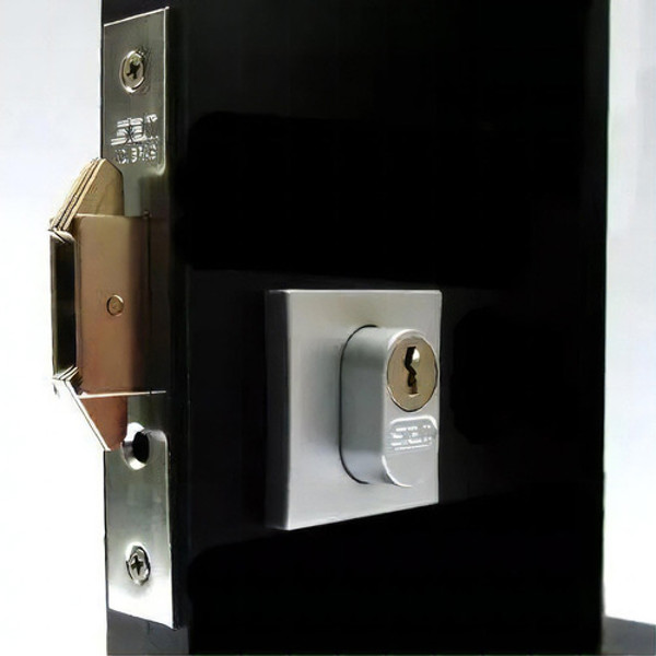 FECHADURA DE CORRER COM ROSETA (ASA AVIAO) STAM - QUADRADA 1006 ESCOVADA