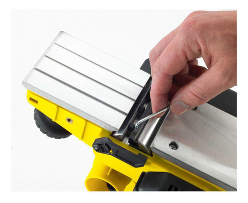 PLAINA ELETRICA 0 - 2.5MM COM 750W STANLEY - STPP7502 220V