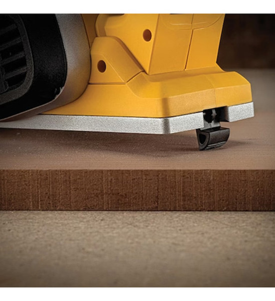 PLAINA A BATERIA 20V 82MM BRUSHLESS DEWALT - DCP580B