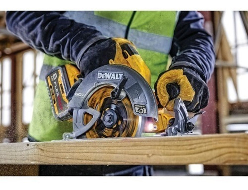 SERRA CIRCULAR 185MM A BATERIA 60V DEWALT - DCS578B-B3