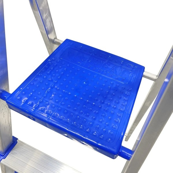 ESCADA ALUMINIO 04 DEGRAUS COM 1,35MTS