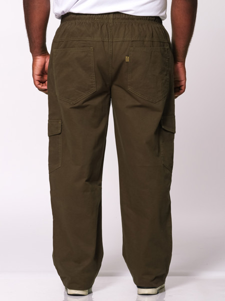 Calça Macaw 7868 Verde Musgo Plus Size Sarja Cor:verdemusgo;tamanho:gg