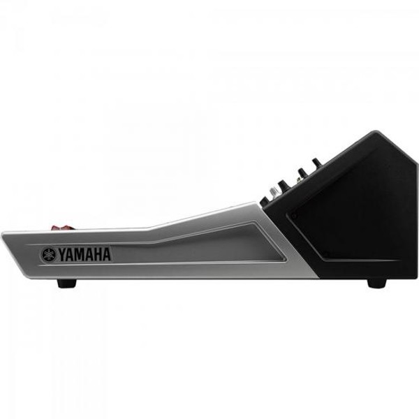 Mesa de Som Yamaha TF3 Digital 48 Canais Bivolt Preta/Prata
