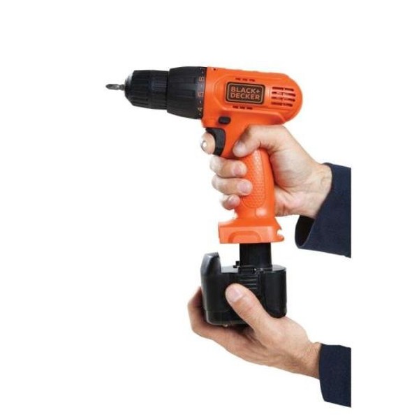 Parafusadeira/Furadeira 3/8" Black Decker CD961 9,6v Bivolt