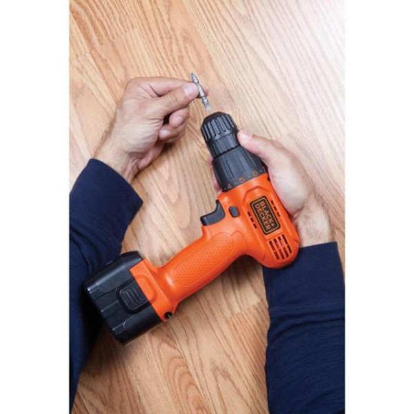 Parafusadeira/Furadeira 3/8" Black Decker CD961 9,6v Bivolt