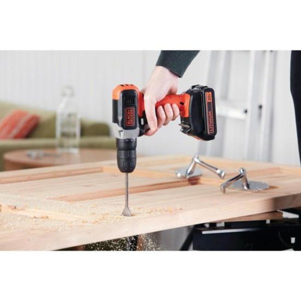 Parafusadeira/Furadeira 3/8" Black Decker BCD702C1-BR 20v Bivolt