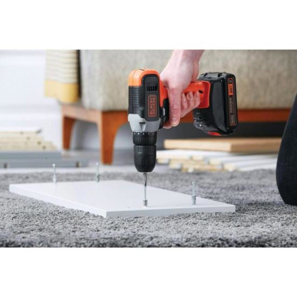 Parafusadeira/Furadeira 3/8" Black Decker BCD702C1-BR 20v Bivolt