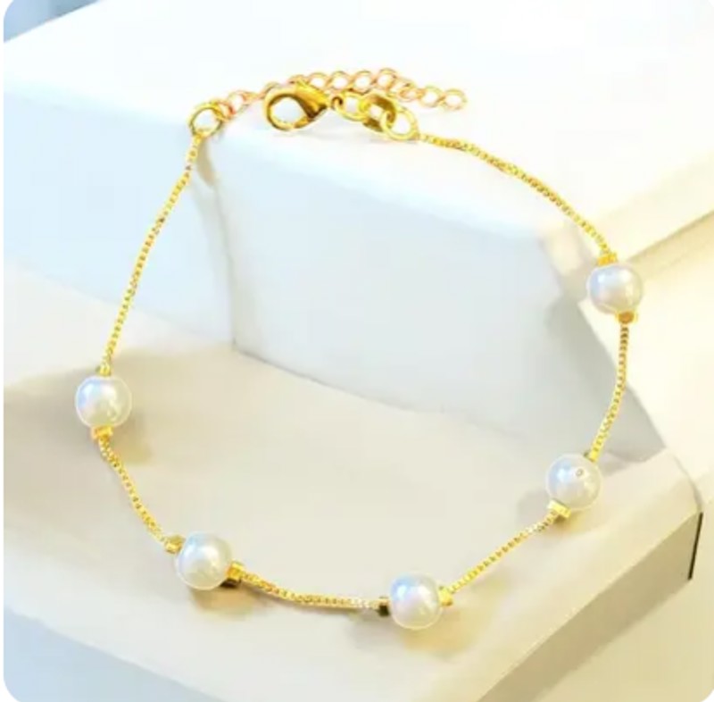 Pulseira Na Corrente Veneziana Com Pérolas Espaçadas