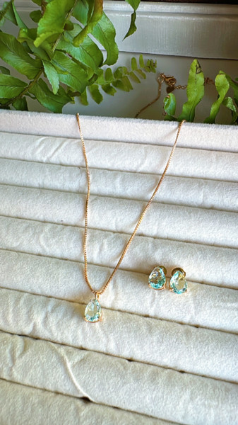 CONJUNTO GOTA VERDE
