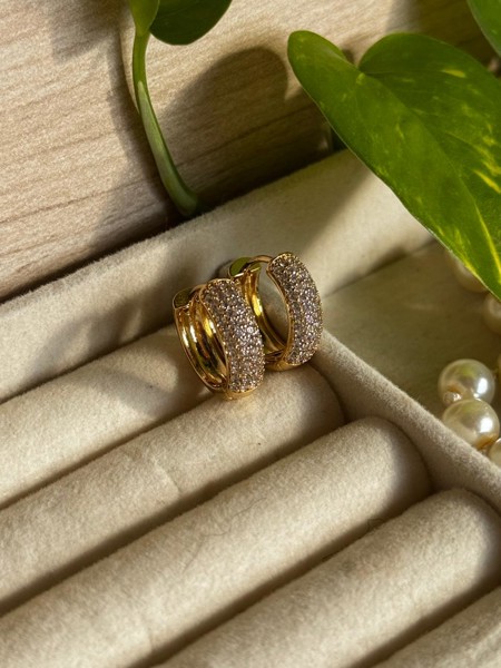 BRINCO ARGOLA PEDRAS ZIRCONIAS