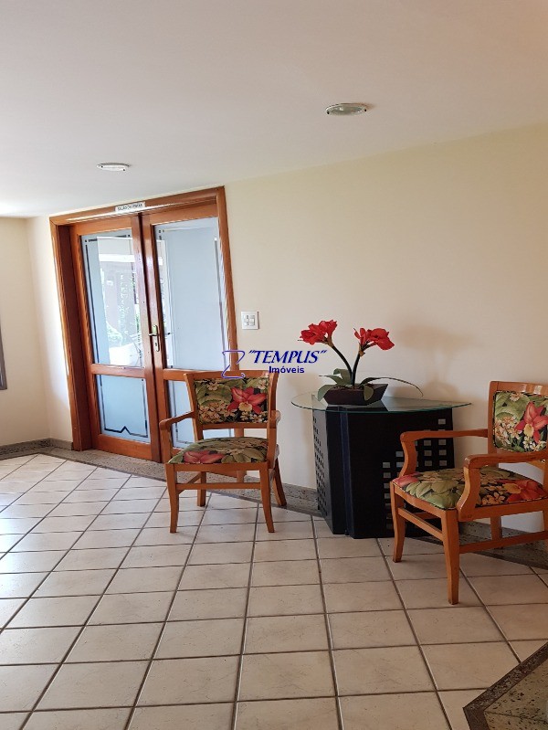 Apartamento para alugar com 3 quartos, 96m² - Foto 3