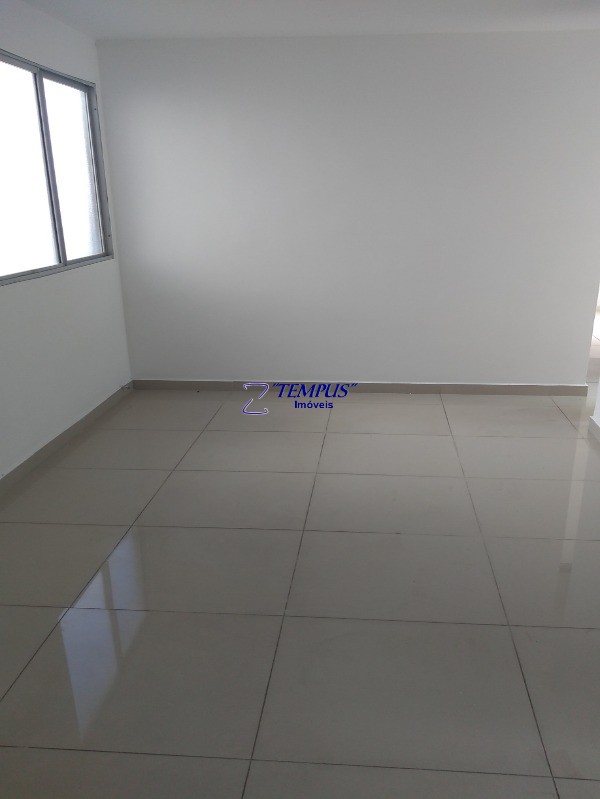 Apartamento à venda com 3 quartos, 65m² - Foto 3