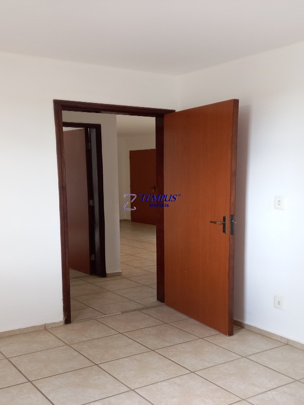 Apartamento à venda com 2 quartos, 46m² - Foto 6