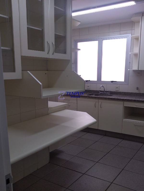 Apartamento à venda e aluguel com 3 quartos, 90m² - Foto 28